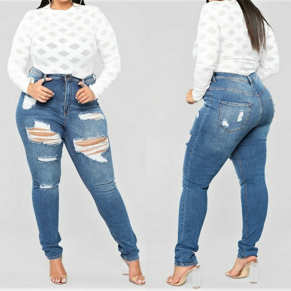 Distressed Highrise Jeans